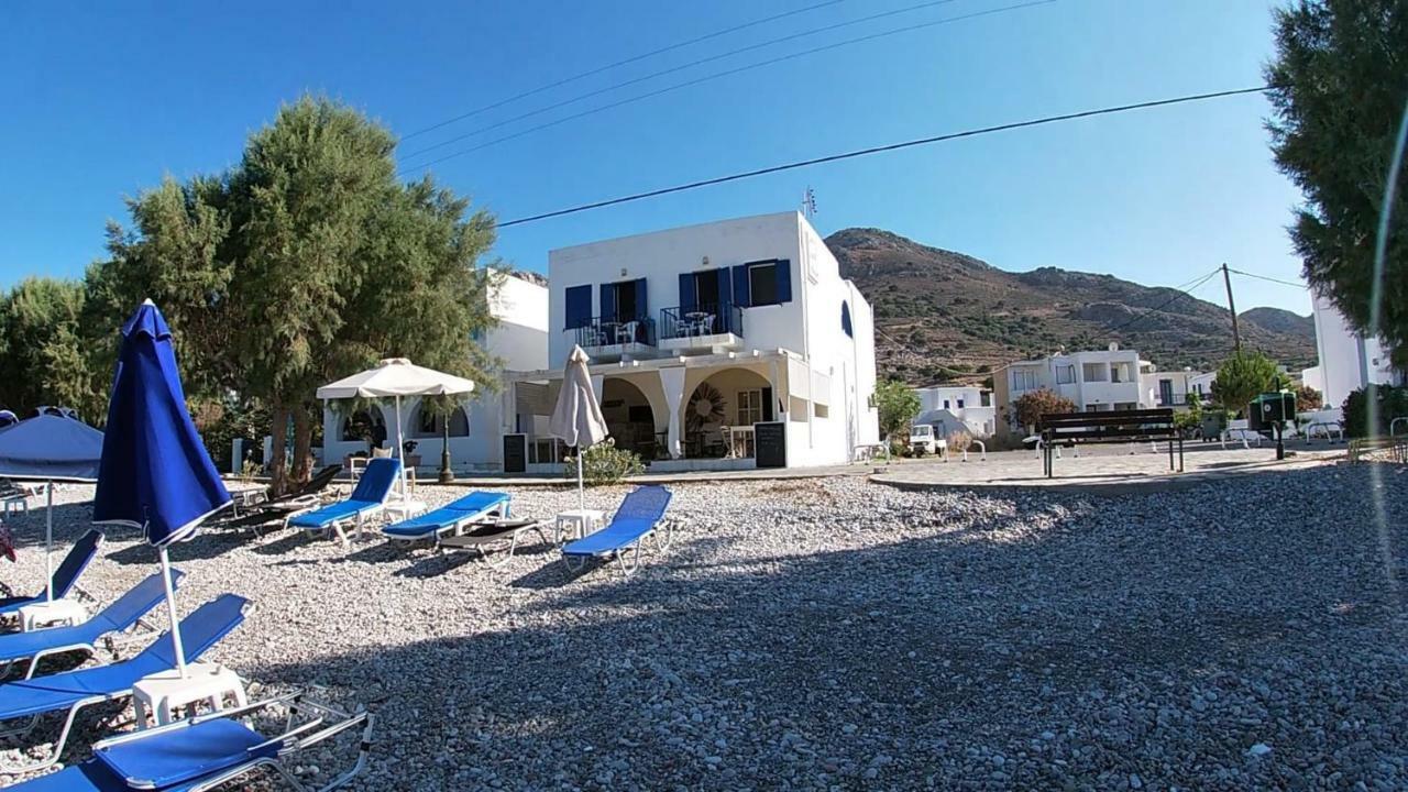 Pavlos Rooms Livadia  Exterior foto